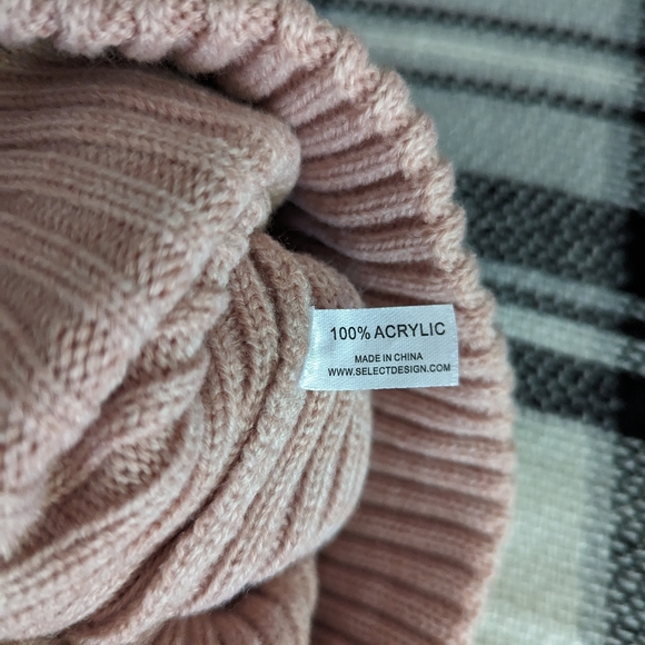 Lively It-Girl Pom Beanie-Light Dusty Rose, NWOT - Picture 7 of 7